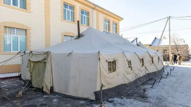 палатка в Ташкенте, фото - Новости Zakon.kz от 18.01.2023 08:58