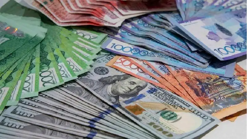 Первый замруководителя Администрации президента РК рассказал о размере госдолга Казахстана