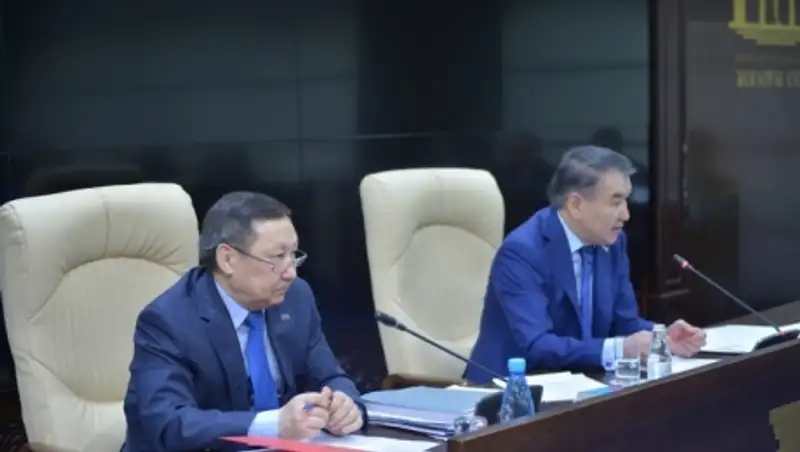 Кайрат Мами встретился с новым составом судей высшего судебного органа страны