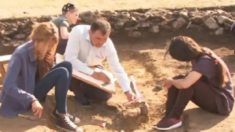 В Акмолинской области археологи нашли золото сакского периода