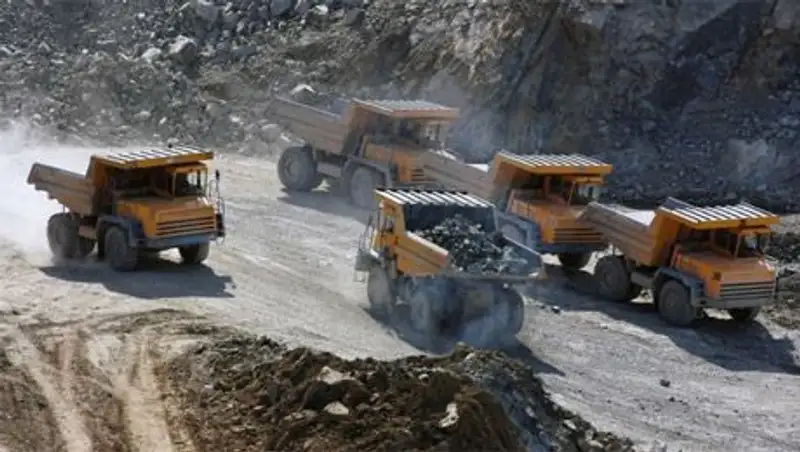 "БелАЗ" рухнул в карьер на руднике в Карагандинской области, водитель скончался