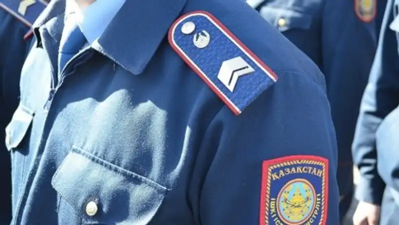 13 алматинских полицейских наказаны по результатам расследования дела Дениса Тена