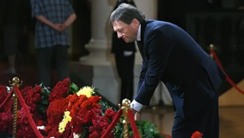 В Москве похоронили Примакова