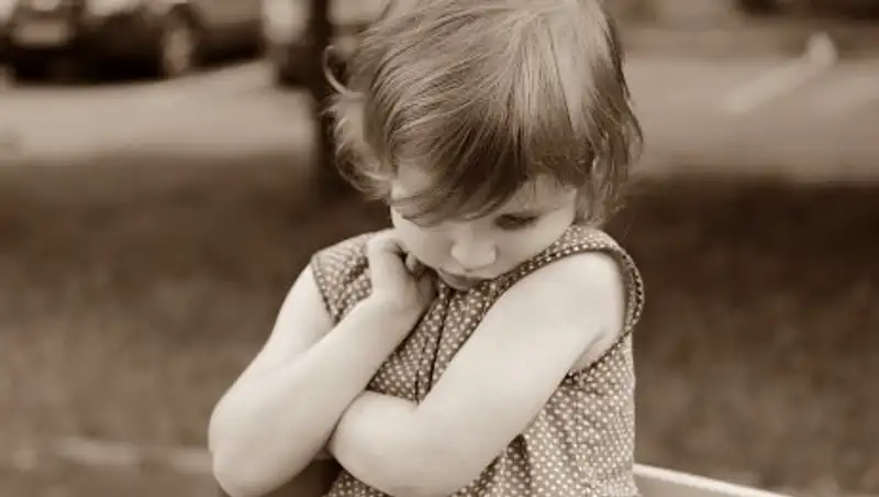 Защитники требуют наказать тех, кто остался равнодушен к судьбе девочки-инвалида