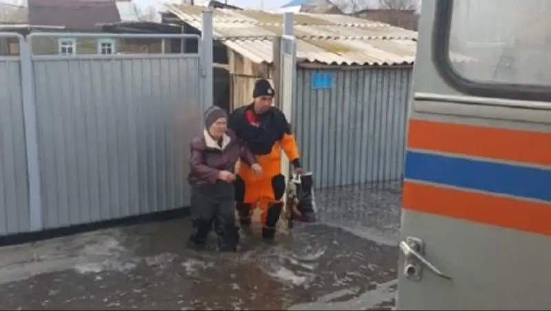 Угроза подтопления сёл сохраняется в Северном Казахстане