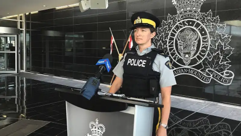 В Канаде мужчина расстрелял прохожих