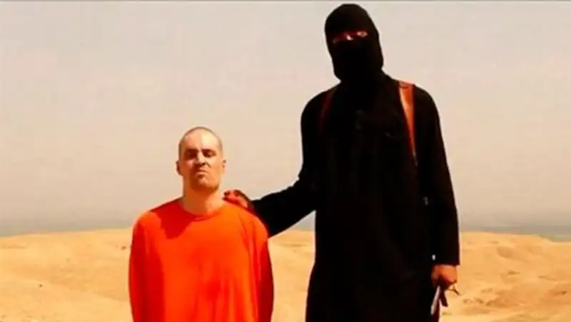 Журналисту отрезал голову британский рэпер