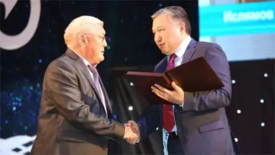 Zakon.kz, фото - Новости Zakon.kz от 19.09.2014 02:42