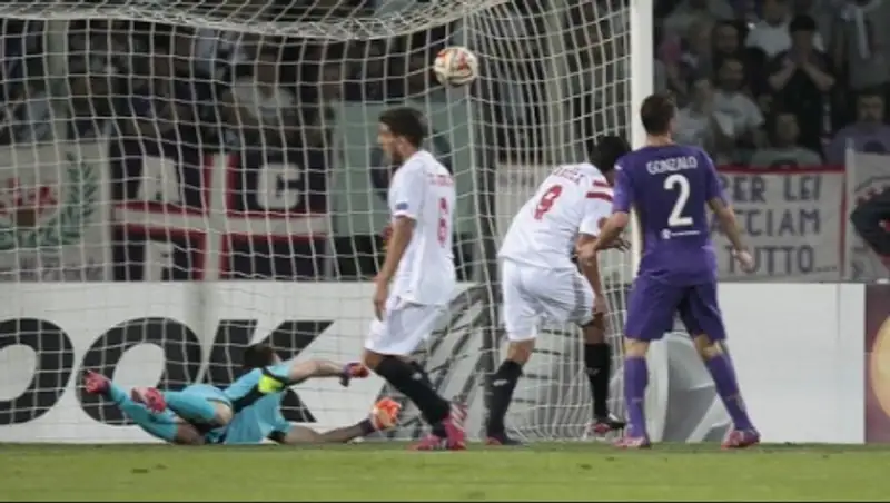 Лига Европы: В финале фаворит и возмутитель