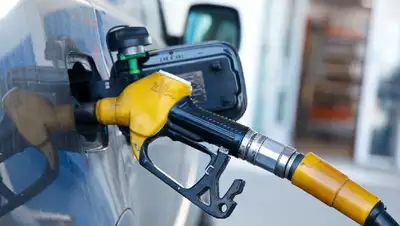 бензин, фото - Новости Zakon.kz от 07.06.2022 23:19