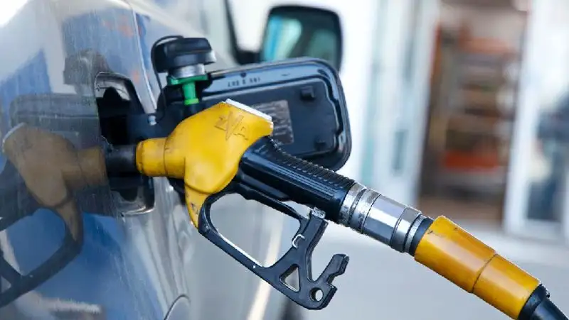 За неделю во Франции резко выросли цены на топливо