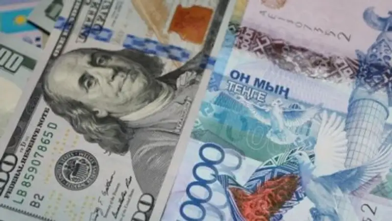 Курс доллара превысил 340 тенге