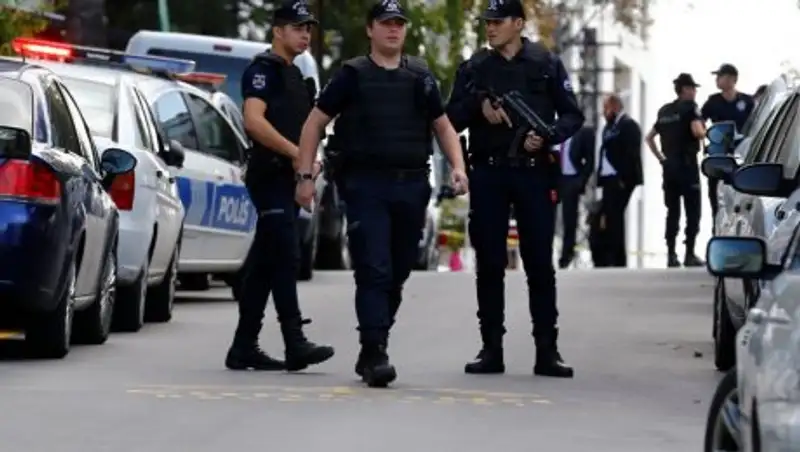 У здания суда в Стамбуле произошла стрельба