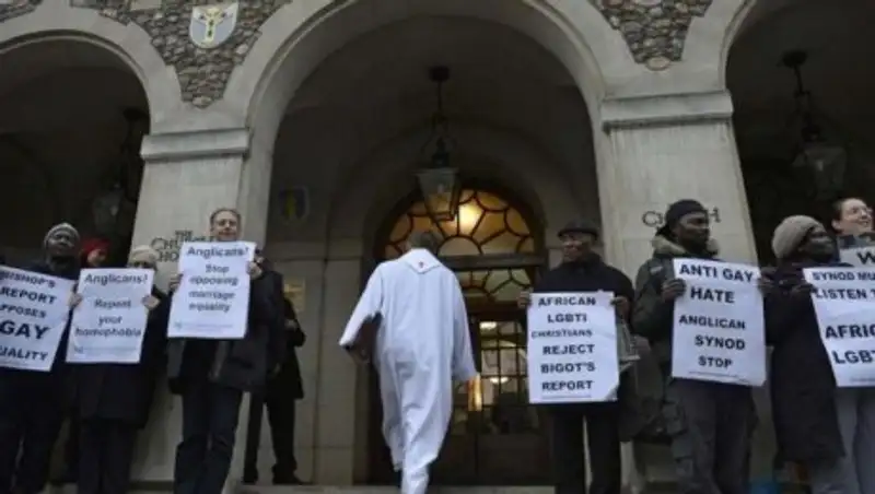 Церковь Англии отклонила резолюцию по вопросу венчания геев