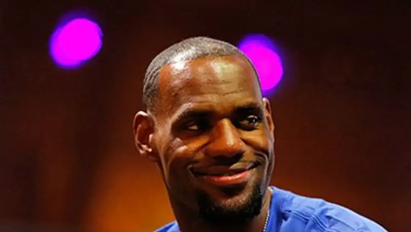 Кливленд заработает миллиард долларов на возвращении Леброна Джеймса