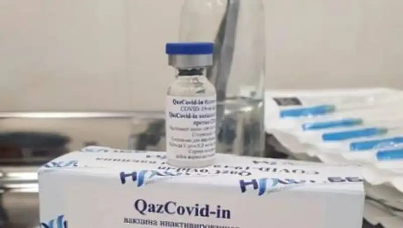 В Алматы заканчивается вакцина QazVac