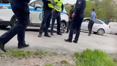 Более 20 футбольных болельщиков в Шымкенте доставили в полицию, фото - Новости Zakon.kz от 09.04.2023 16:34