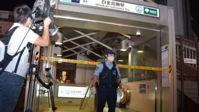 Тяжелые ожоги получил облитый серной кислотой бизнесмен