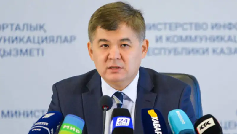 Елжан Биртанов поздравил врачей с днем медработника