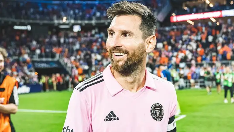 Футбол Приз лучшего игрока, фото - Новости Zakon.kz от 06.10.2023 11:36