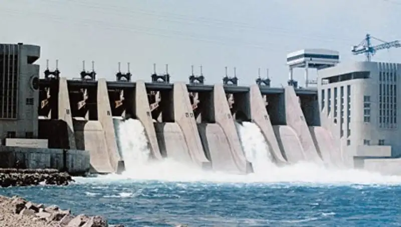 Крупнейшая в Сирии плотина частично обрушилась из-за боев под Раккой