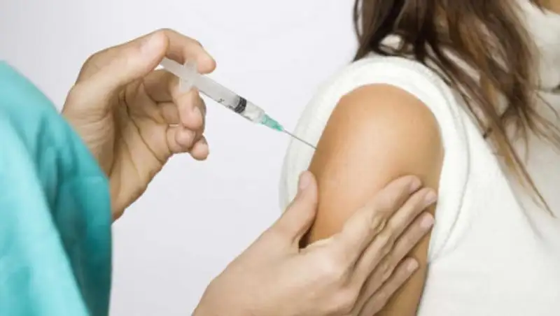 Алматы закупит 430 тыс. доз вакцин против ОРВИ и гриппа