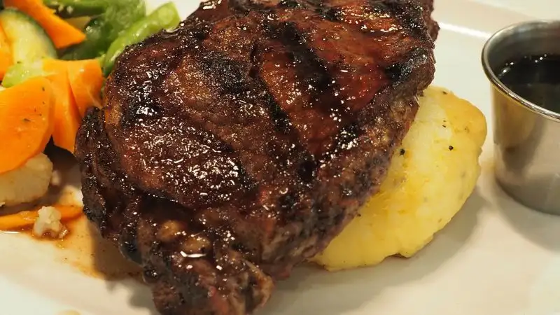 Врач перечислил продукты, которые нельзя есть при простуде