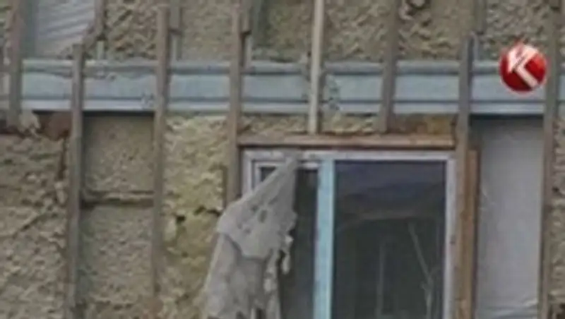 Под Усть-Каменогорском разваливаются дома из пенопласта и ДСП