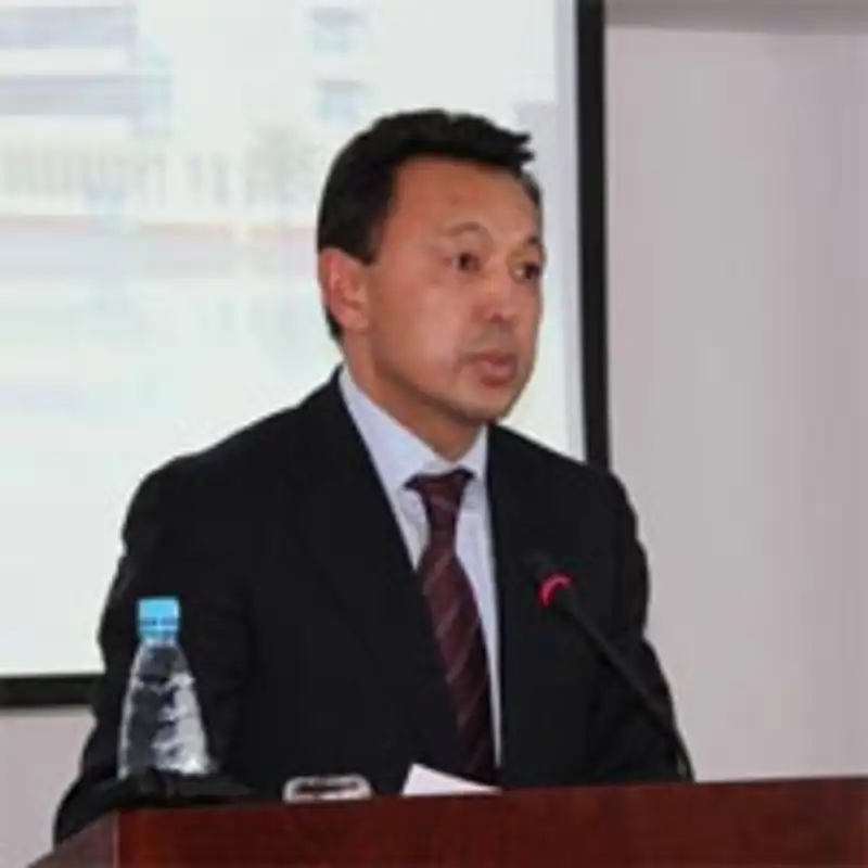 Вопрос о строительстве четвертого крупного НПЗ в РК станет актуальным к 2017 году - Мынбаев