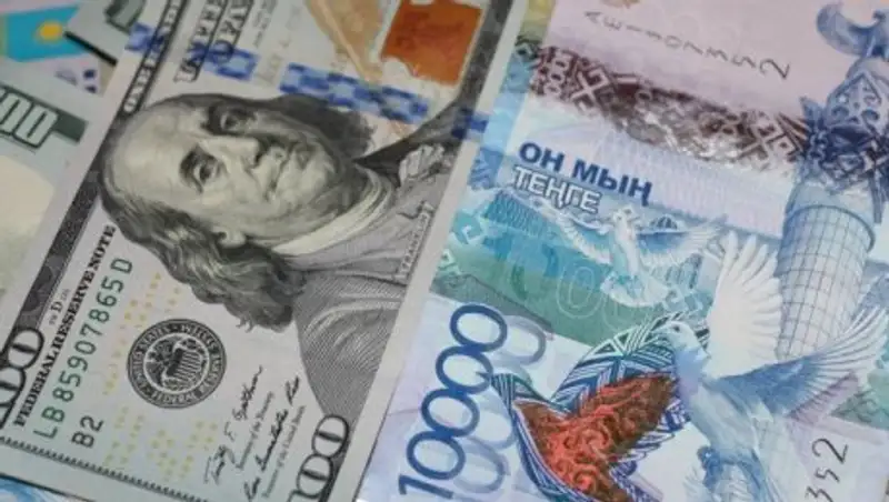 Тенге продолжает укрепляться