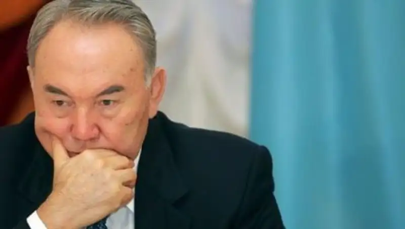 Назарбаев отправил телеграмму соболезнования Владимиру Путину