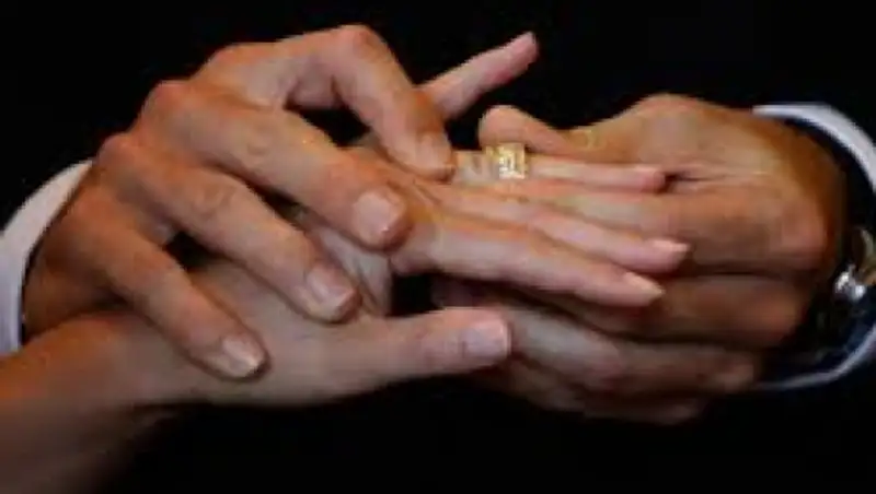 В Казахстане не планируется юридически приравнивать сожительство к браку