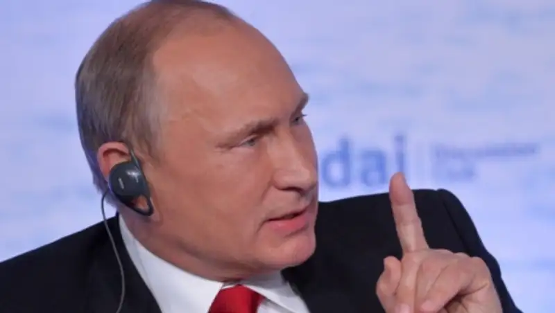 Путин в Сочи откровенно высказался об экономике, оппозиции и войнах