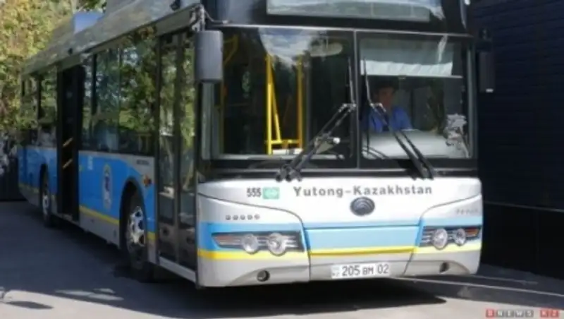 Аким Алматы поручил решить вопросы управления общественным транспортом