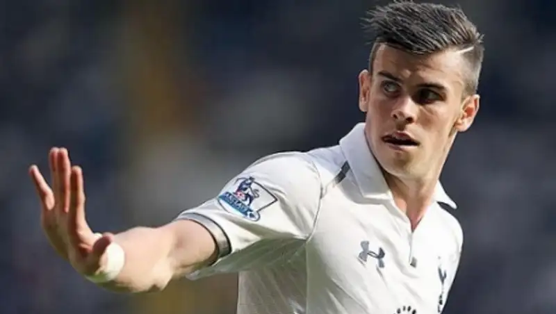 Бэйл сказал Пересу, что не хочет играть на правом фланге, но его не продают