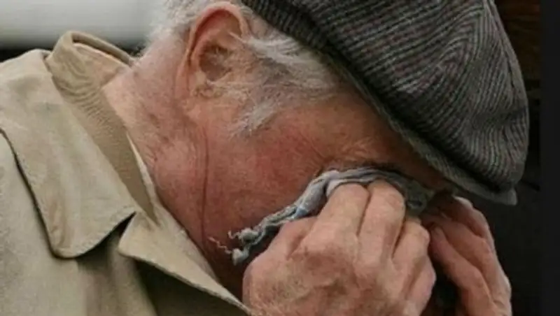 Воры избили 83-летнего жителя Астаны в его доме