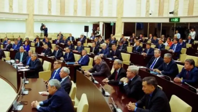 Сенат проголосовал за назначение Мельдешова и Сулеймен на должности членов ЦИК