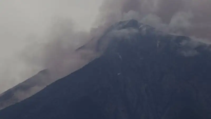 В Гватемале число погибших при извержении вулкана достигло 125 человек