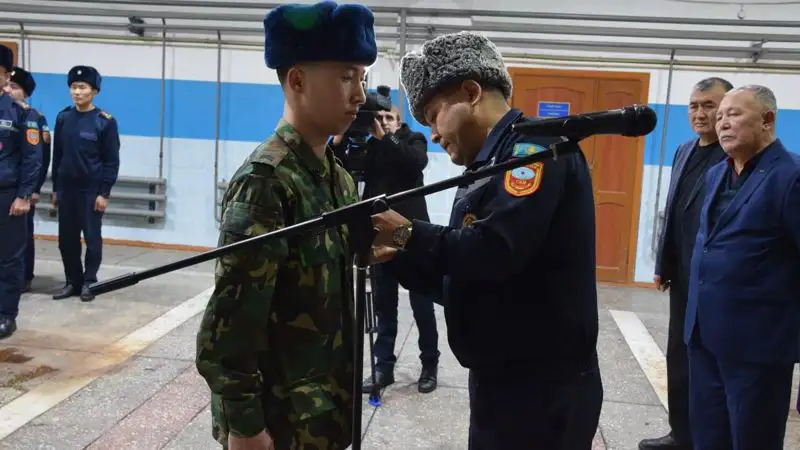 Наградили пожарного, восхитившего пользователей казнета