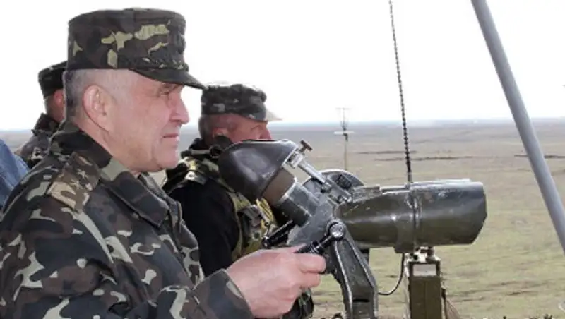 На Украине собрались люстрировать двух командующих