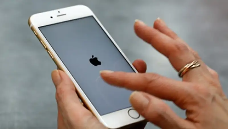 Найден способ сломать iPhone при смене даты в настройках