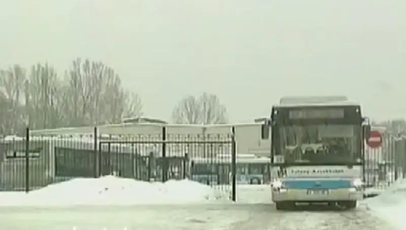 Из-за жалоб алматинцев уволен глава муниципального автопарка