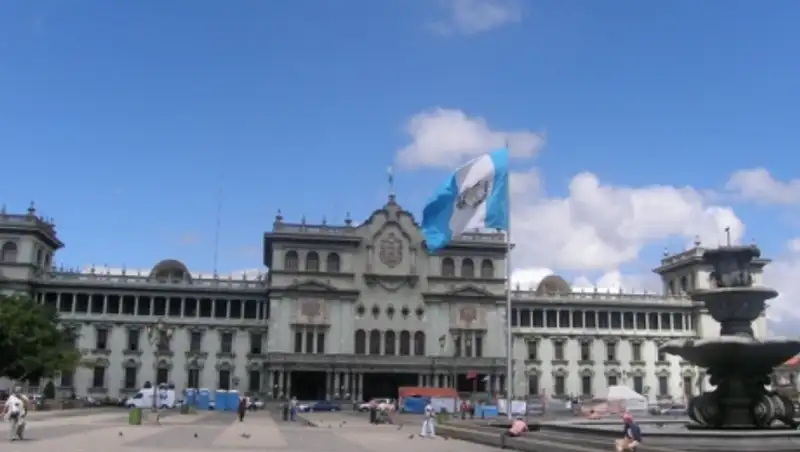 В Гватемале завершилось голосование на всеобщих выборах