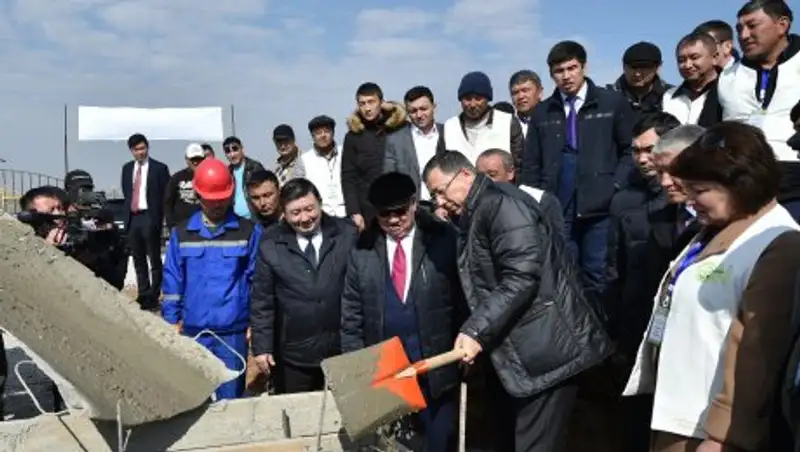 О&#1178;О т&#1257;ле би ауданында &#1179;&#1201;с фермасыны&#1187; &#1179;&#1201;рылысы басталды