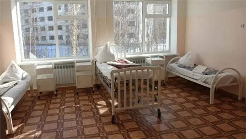 Люди без определённого места жительства живут в больницах Караганды