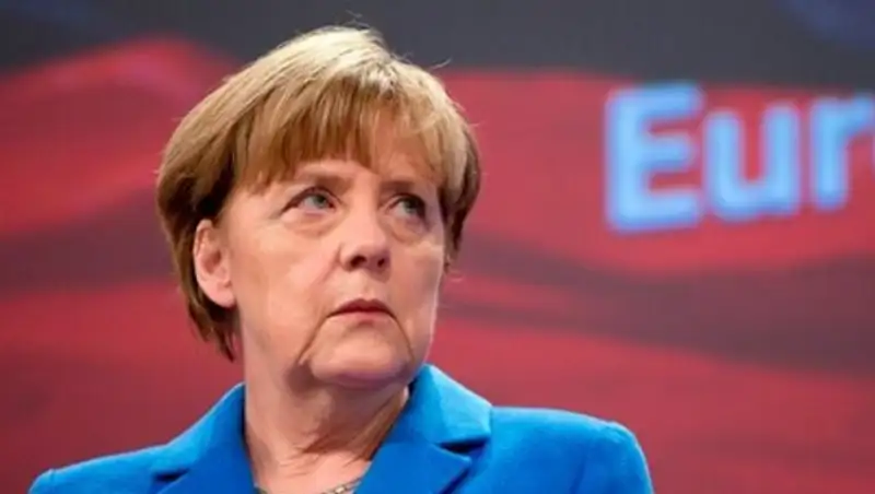 Меркель: Германия не откажется от конституционного права беженцев на убежище