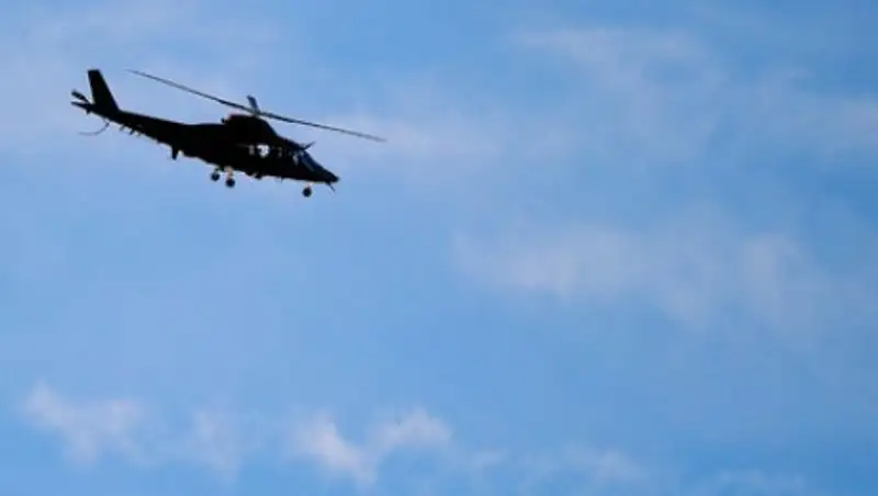 В Бельгии пилот выбросился из вертолета без парашюта