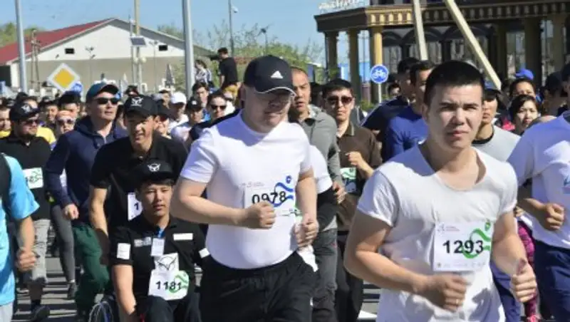 В марафоне в Атырау участвовало более двух тысяч человек