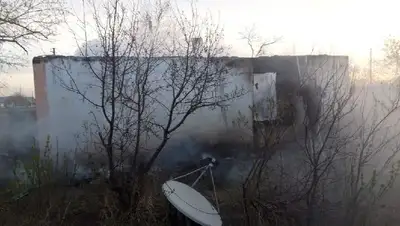 пожар в селе , фото - Новости Zakon.kz от 29.04.2022 15:44