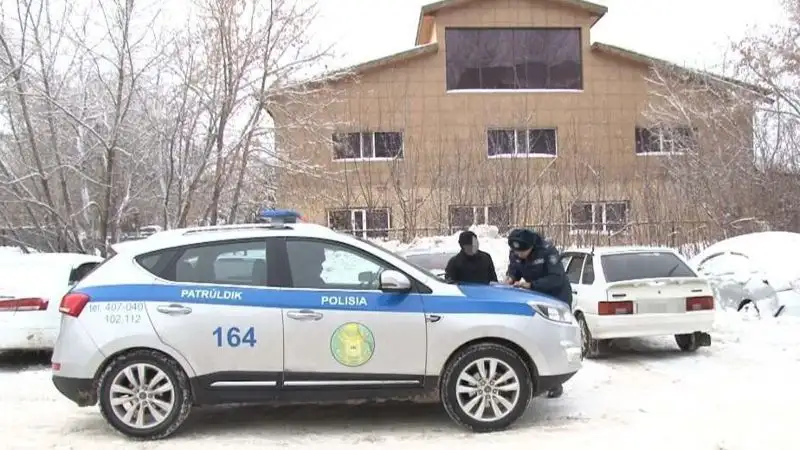 В Караганде за проезд через блокпост во время непогоды водителям грозит до 15 суток